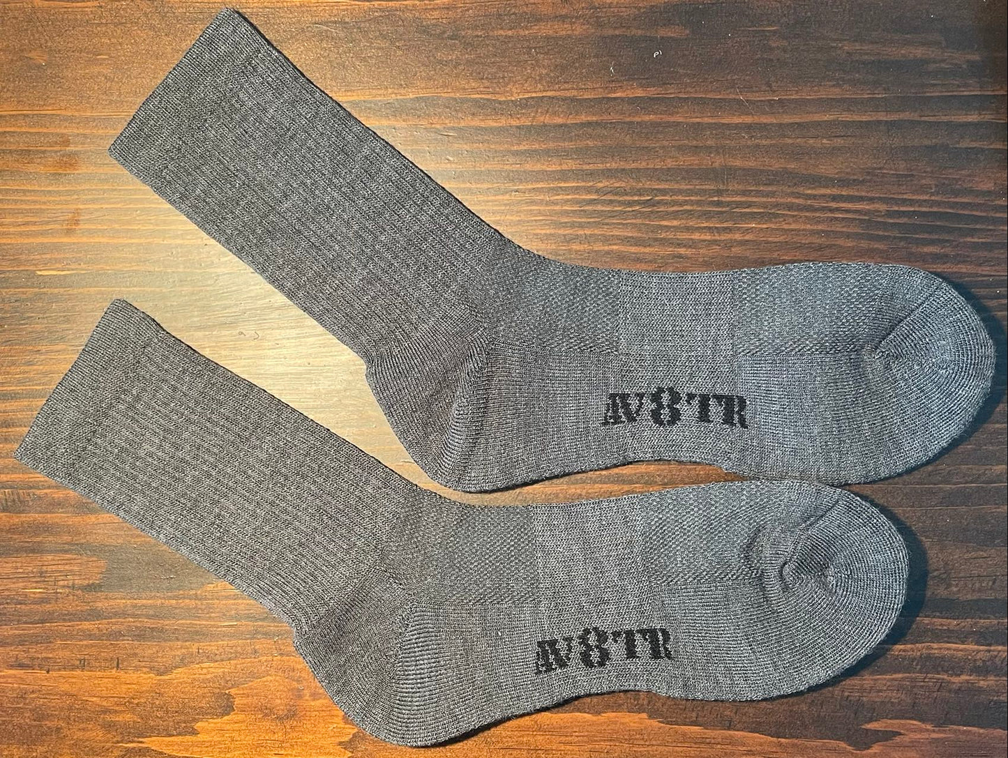 AV8TR MERINO Crew Socks -SIZE 7-11 - ORANGE LINE